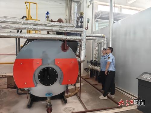 東臨新區(qū)市場監(jiān)管局開展節(jié)前特種設備安全生產(chǎn)檢查 圖 信息安全設備制造